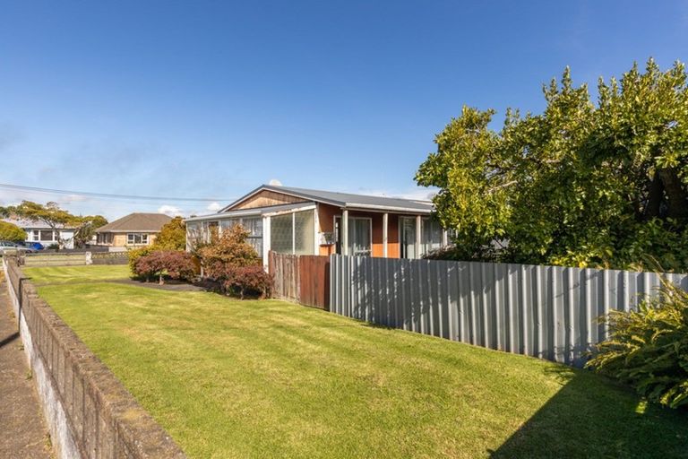 Photo of property in 1 Blake Street, Waitara, 4320