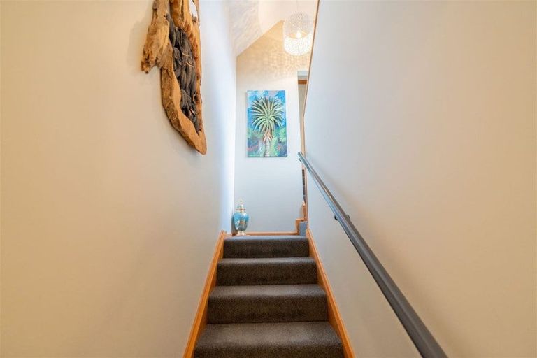 Photo of property in 8 Melland Place, Te Anau, 9600