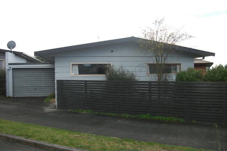 Photo of property in 1/6 Shera Street, Acacia Bay, Taupo, 3330