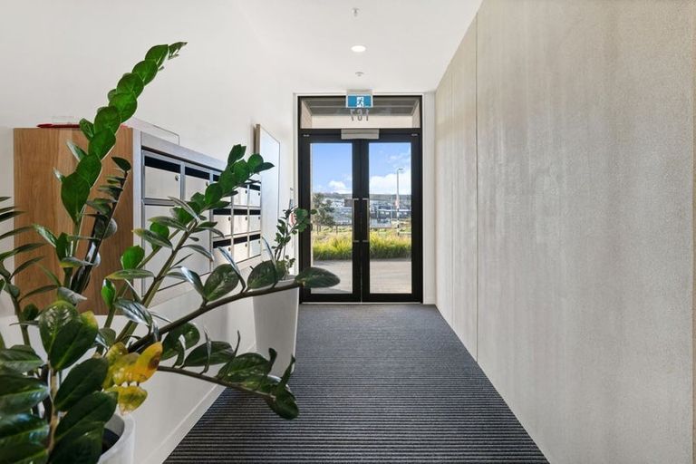 Photo of property in 206/167 Glenvar Ridge Road, Long Bay, Auckland, 0630