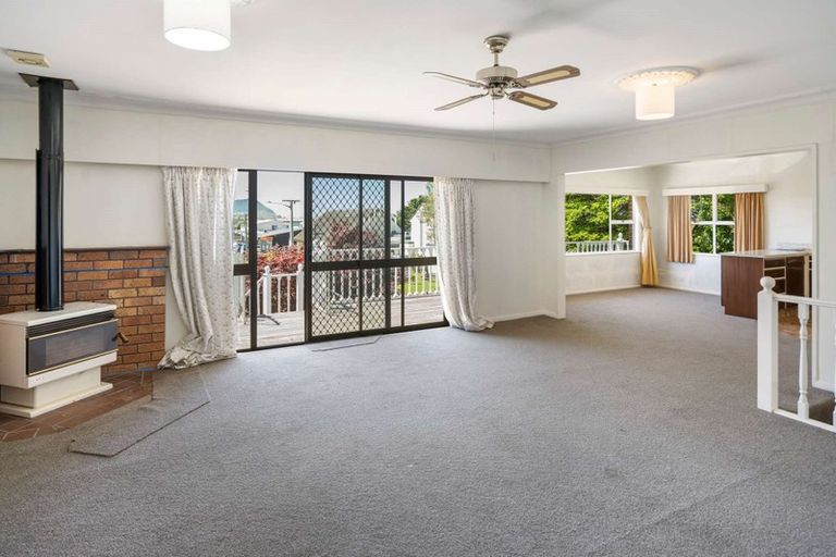 Photo of property in 41 Seaview Road, Otumoetai, Tauranga, 3110