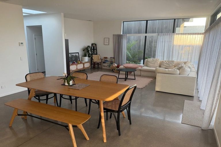 Photo of property in 13 Te Ara O Ngakeiha, Fitzroy, New Plymouth, 4312