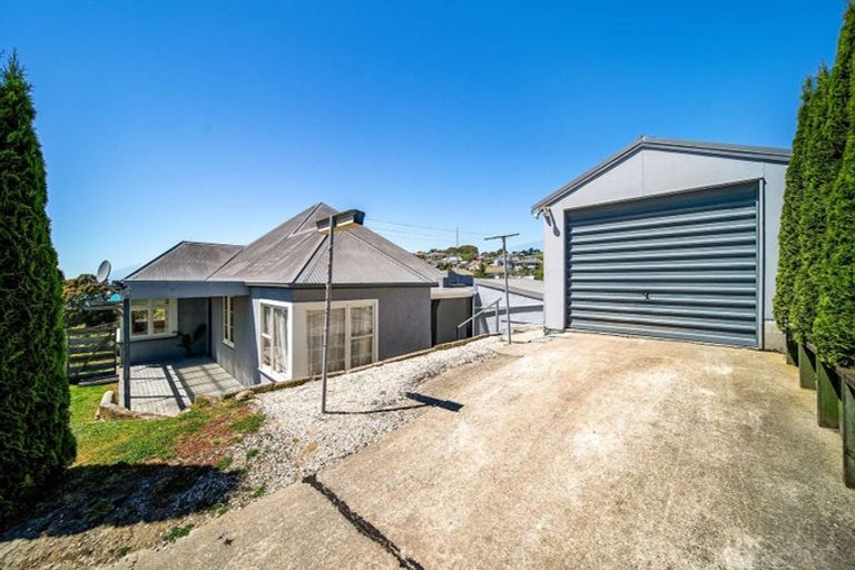Photo of property in 4 Test Street, South Hill, Oamaru, 9400