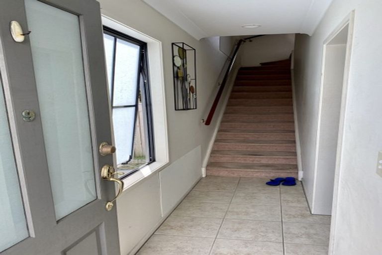 Photo of property in 11/97b Mokoia Road, Birkenhead, Auckland, 0626