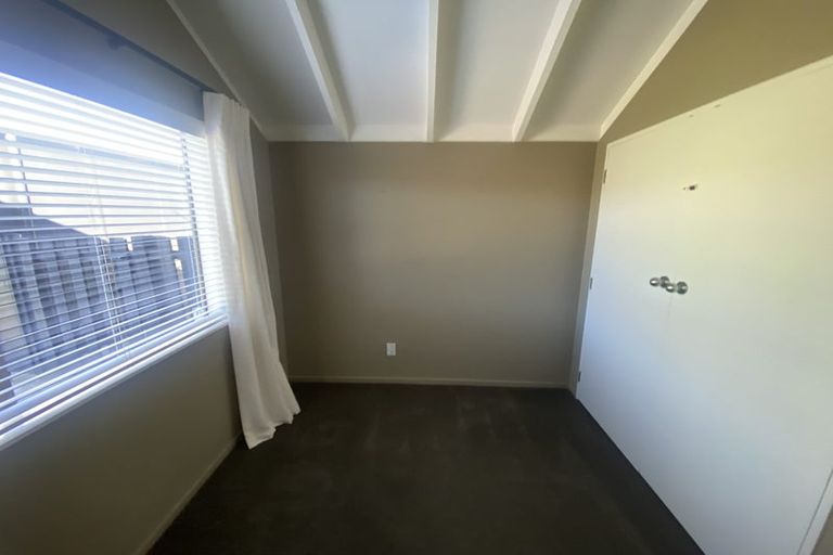 Photo of property in 2/26 Christie Crescent, Havelock North, 4130