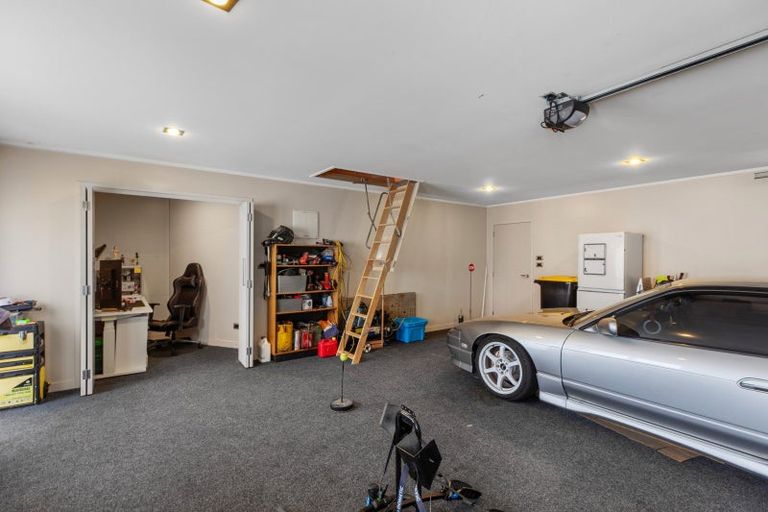 Photo of property in 30 Matene Place, Papamoa Beach, Papamoa, 3118