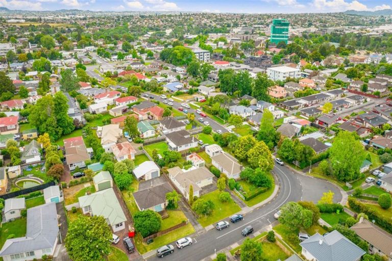Photo of property in 24 Te Kanawa Crescent, Henderson, Auckland, 0610
