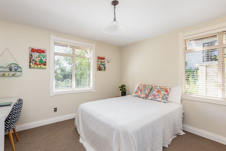 Photo of property in 5 Poaka Place, Taradale, Napier, 4112