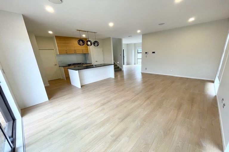 Photo of property in 235 Murphys Road, Flat Bush, Auckland, 2019