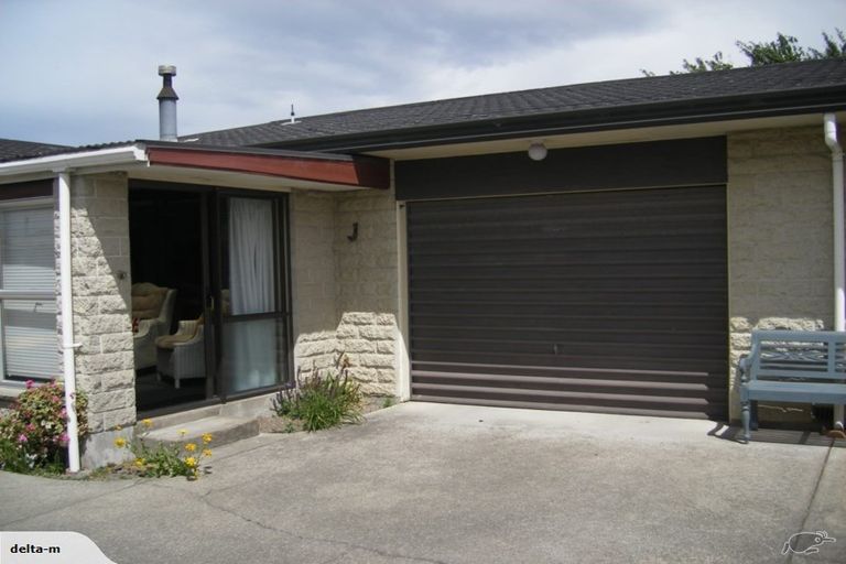 Photo of property in 4b Kinley Street, Rangiora, 7400