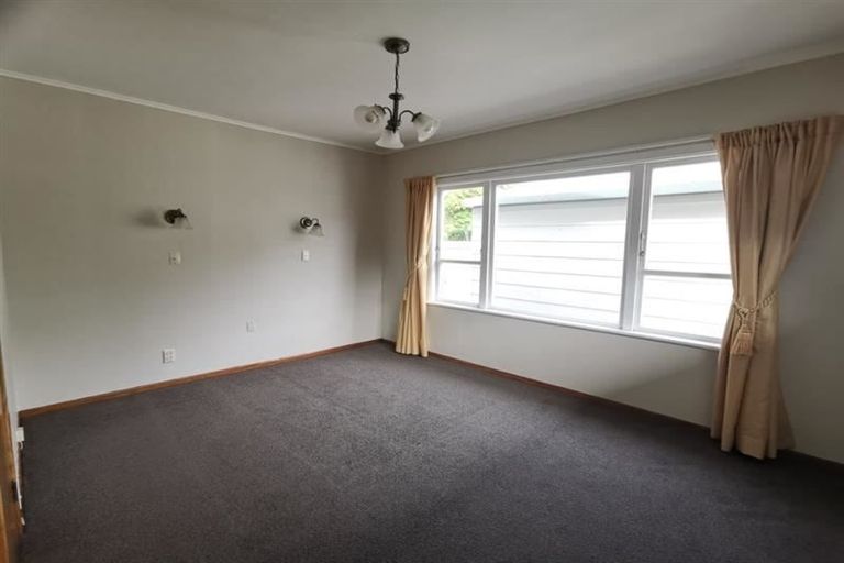 Photo of property in 1 Balmoral Street, Taradale, Napier, 4112