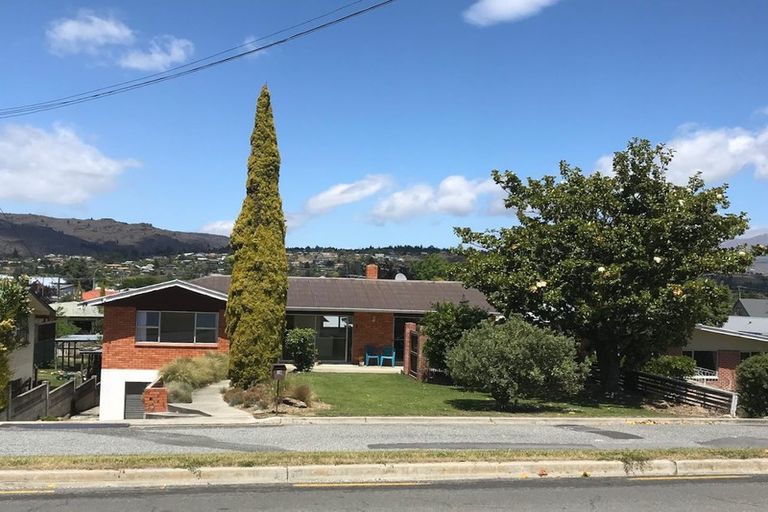 Photo of property in 64 Royal Terrace, Alexandra, 9320