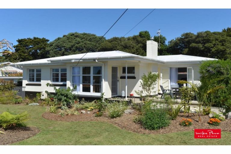 Photo of property in 28 Tui Crescent, Maunu, Whangarei, 0110