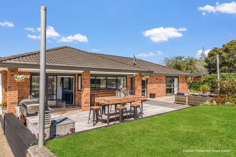 Photo of property in 5 Springvale Road, Waiuku, 2123