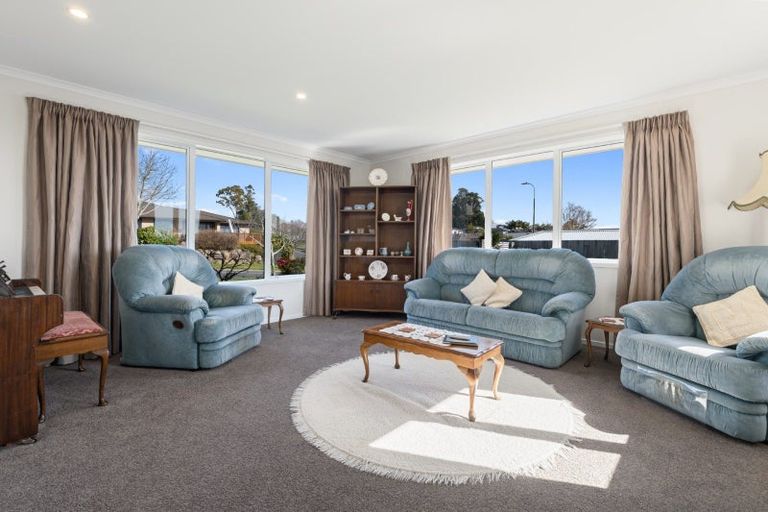 Photo of property in 124 Rowesdale Drive, Ohauiti, Tauranga, 3112