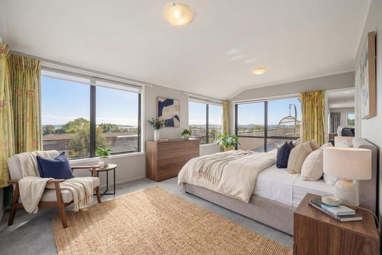 Photo of property in 207 Royal Road, Massey, Auckland, 0614