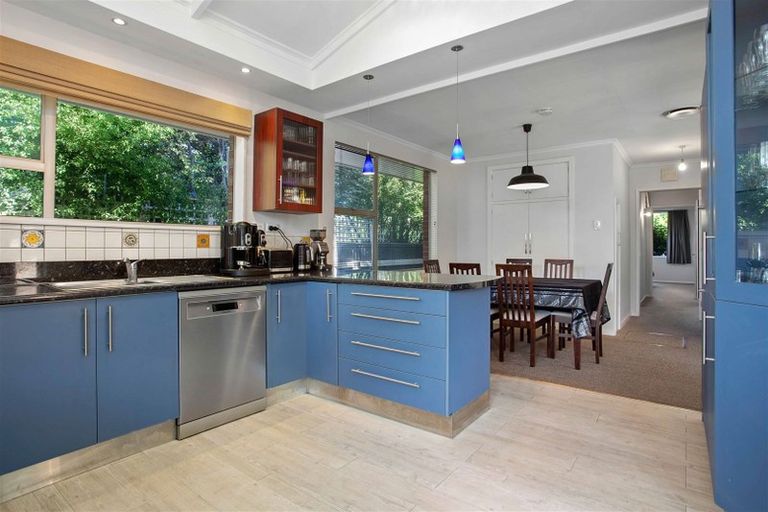 Photo of property in 6 Freebairn Street, Redwood, Christchurch, 8051