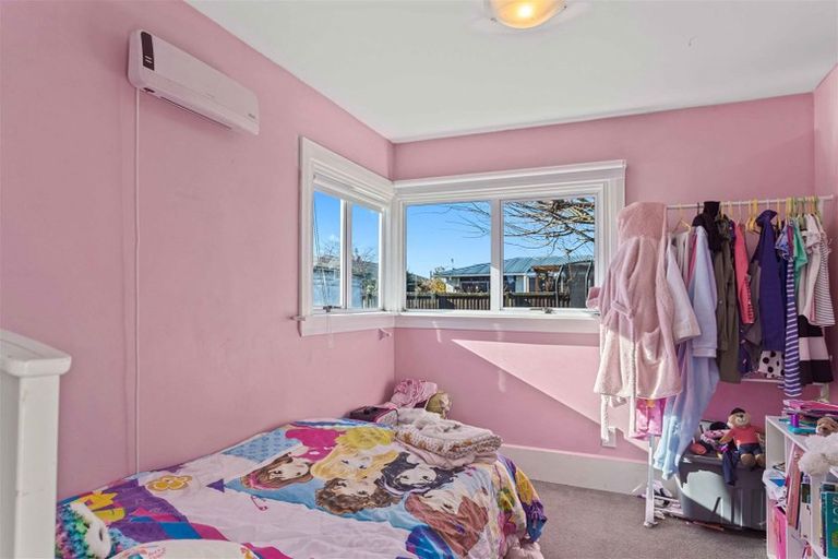 Photo of property in 8 Quinns Road, Shirley, Christchurch, 8013