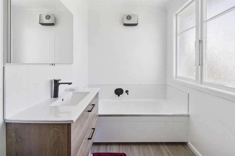 Photo of property in 170 High Street, Waimate, 7924