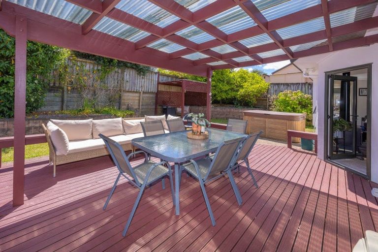 Photo of property in 66 Ayrshire Drive, Grandview Heights, Hamilton, 3200