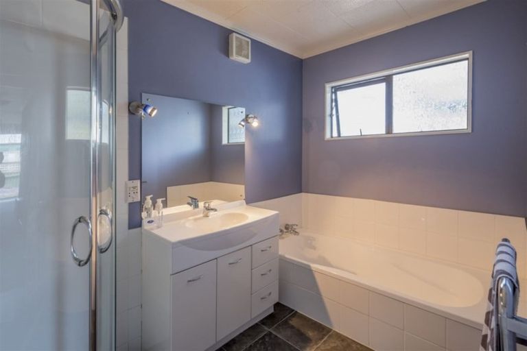 Photo of property in 56 Rimu Street, Levin, 5510