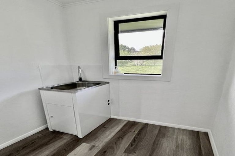 Photo of property in 806 Outram-mosgiel Road, Riverside, Outram, 9073