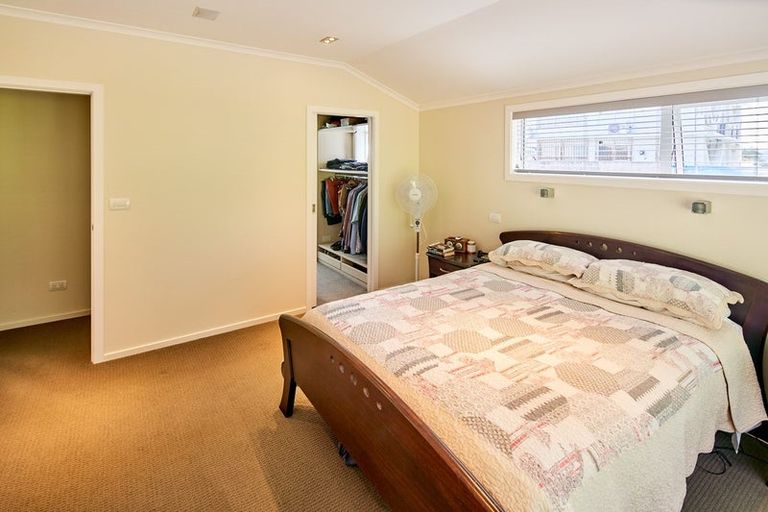 Photo of property in 12a Glenmore Street, Thorndon, Wellington, 6011