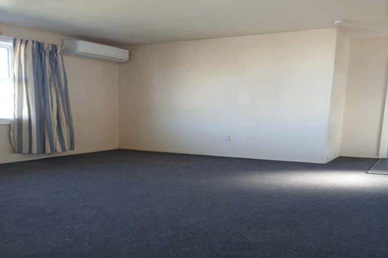 Photo of property in 2/22 Clare Road, St Albans, Christchurch, 8014