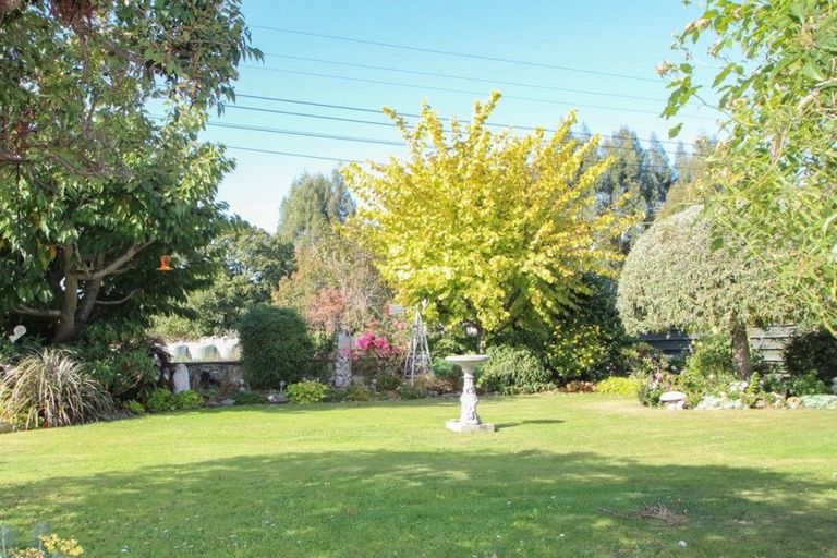 Photo of property in 70 Weston Road, Waiareka Junction, Oamaru, 9401