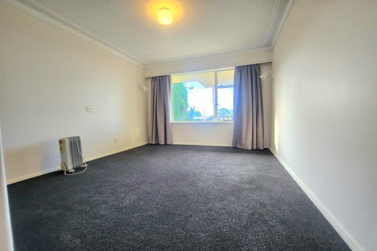 Photo of property in 27 Newcastle Street, Hampden, 9410