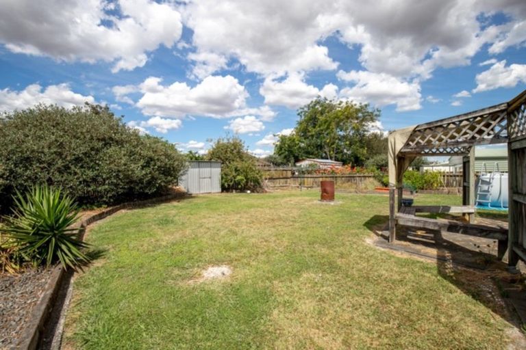 Photo of property in 23 Darlington Street, Ngatea, 3503