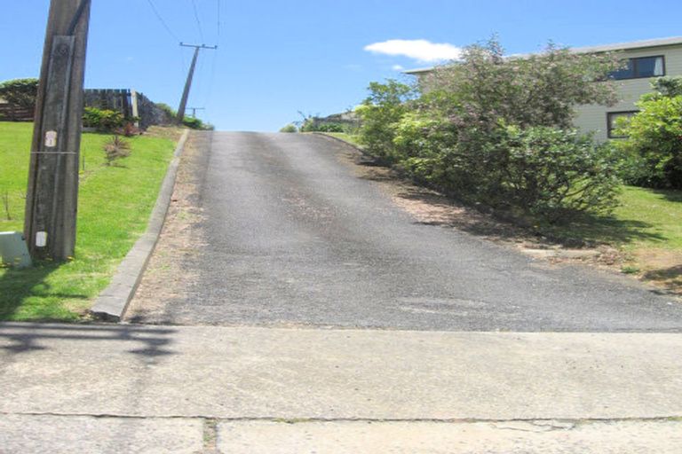 Photo of property in 69 Stratford Drive, Cable Bay, 0420