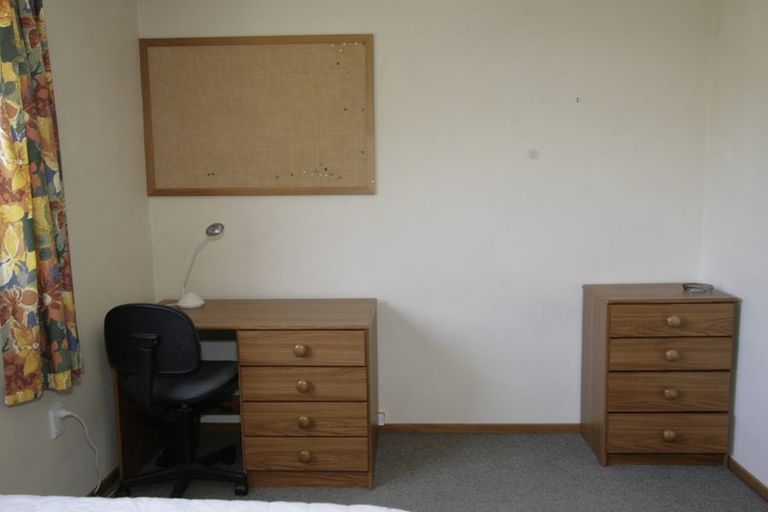 Photo of property in 90 Harbour Terrace, North Dunedin, Dunedin, 9016