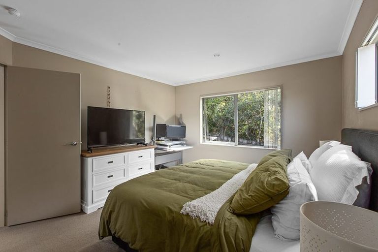 Photo of property in 57a Gledstane Road, Stanmore Bay, Whangaparaoa, 0932