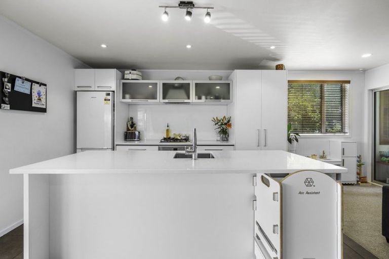 Photo of property in 31 Carlyle Street, Leamington, Cambridge, 3432