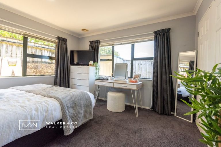 Photo of property in 16 Kirton Drive, Riverstone Terraces, Upper Hutt, 5018