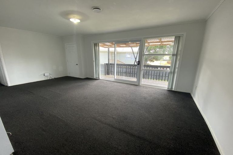 Photo of property in 9 Malmo Place, Manurewa, Auckland, 2102