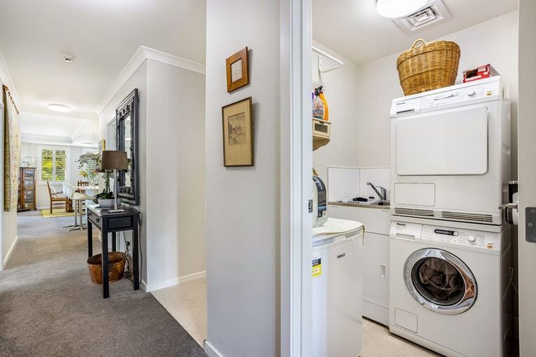 Photo of property in 16 Eaves Bush Parade, Orewa, 0931