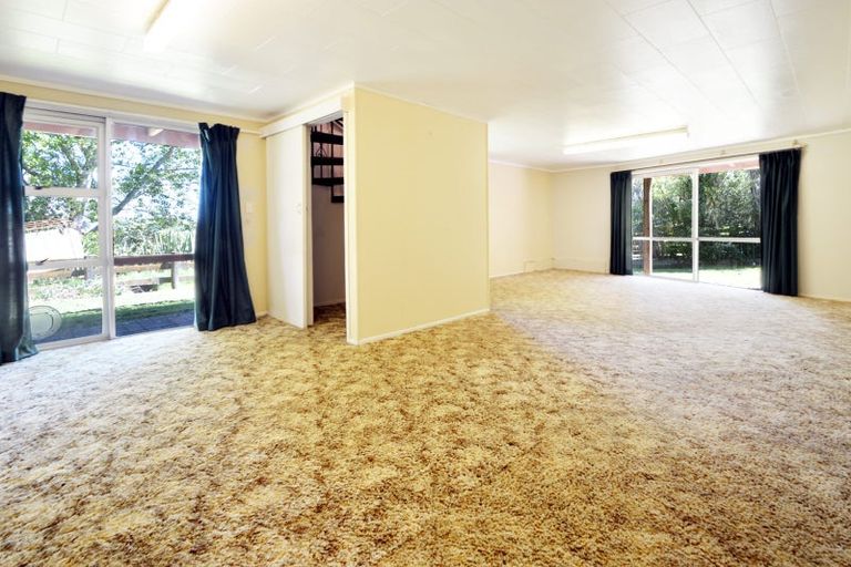 Photo of property in 339 Whitford Road, Whitford, Howick, 2571