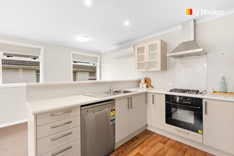 Photo of property in 212 Gordon Road, Mosgiel, 9024