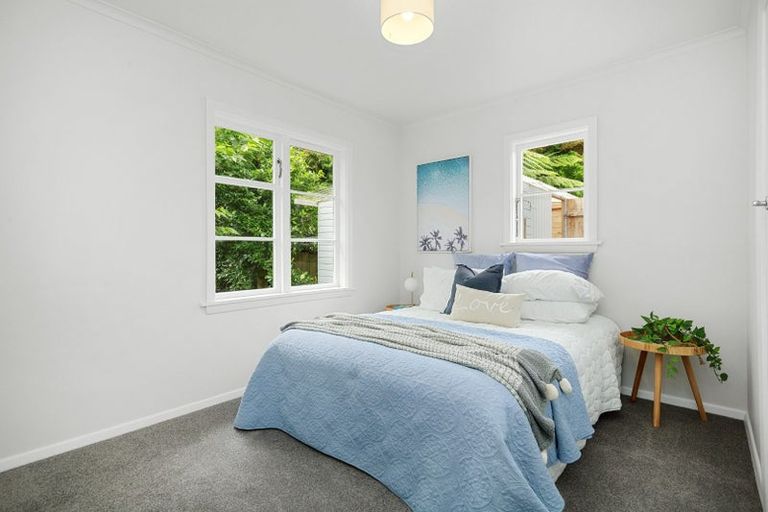 Photo of property in 3 Wood Street, Wainuiomata, Lower Hutt, 5014