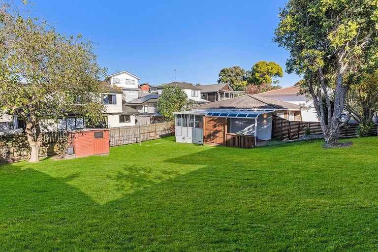 Photo of property in 4/112 Gossamer Drive, Pakuranga Heights, Auckland, 2010