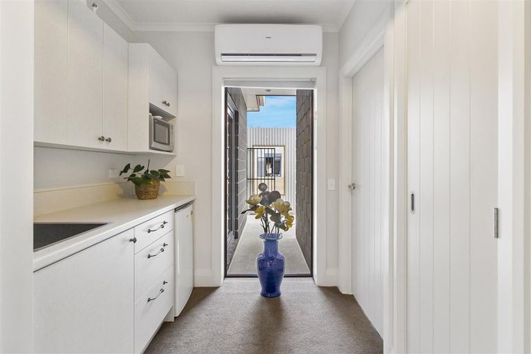 Photo of property in 308 Timaru Road, Waimate, 7978