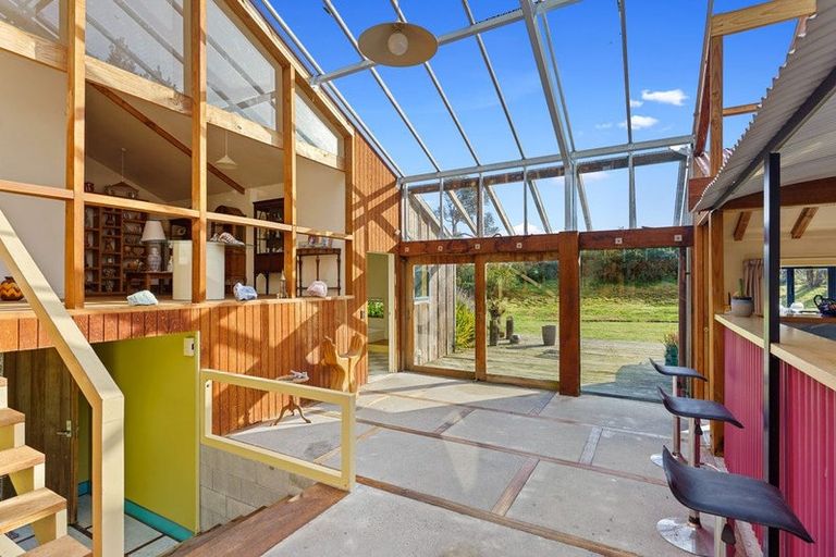 Photo of property in Stringer House, 224 Main Road South, Raumati South, Paraparaumu, 5032