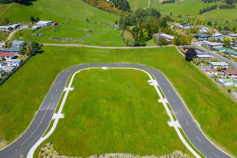 Photo of property in 12 Kahikatea Drive, East Gore, 9710