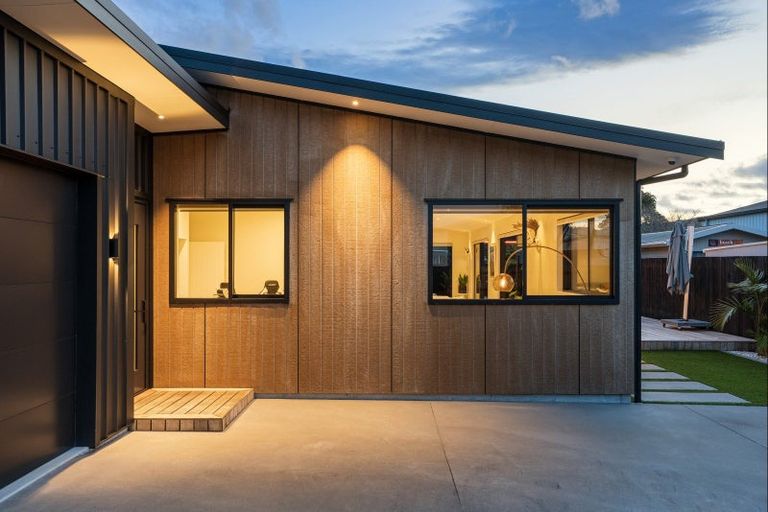 Photo of property in 107 Wattle Place, Whangamata, 3620