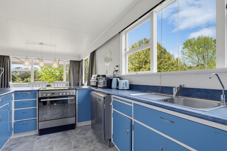 Photo of property in 24 Maungakaramea Road, Puwera, Whangarei, 0178