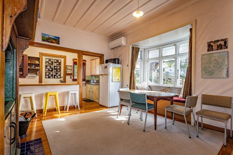 Photo of property in 32 Hukaroa Road, Raetihi, 4632