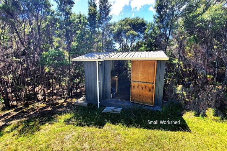 Photo of property in 11 Edith Ridge Road, Kawau Island, 0920