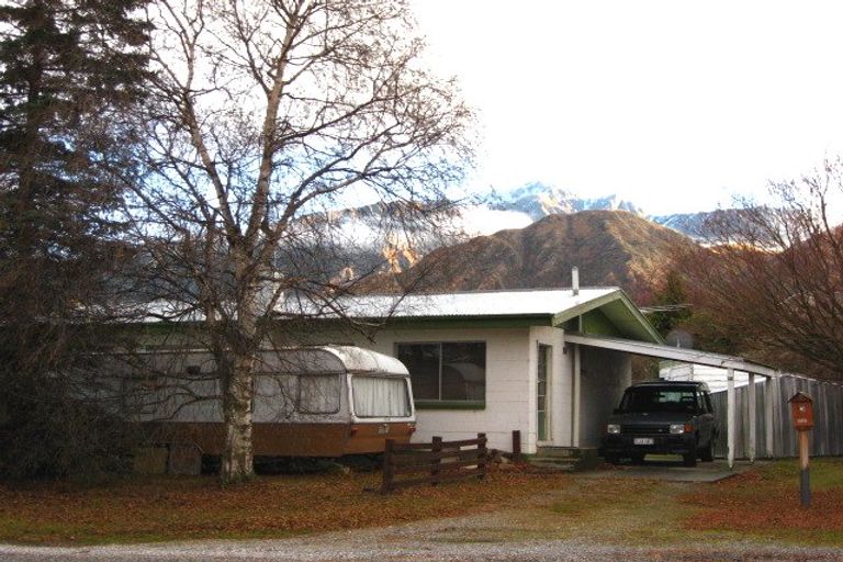 Photo of property in 22 Inverness Crescent, Arrowtown, 9302